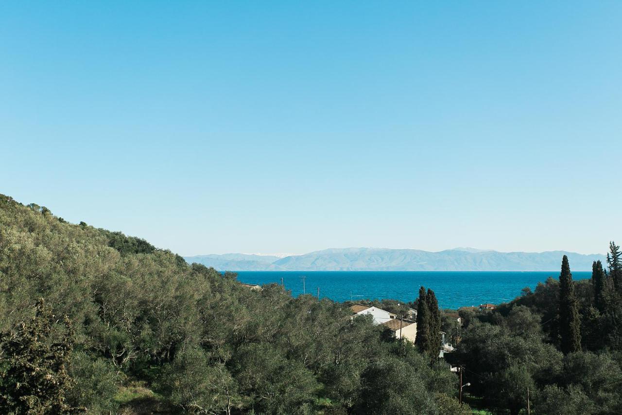 Aperanto Seaview Apartments Mesongi